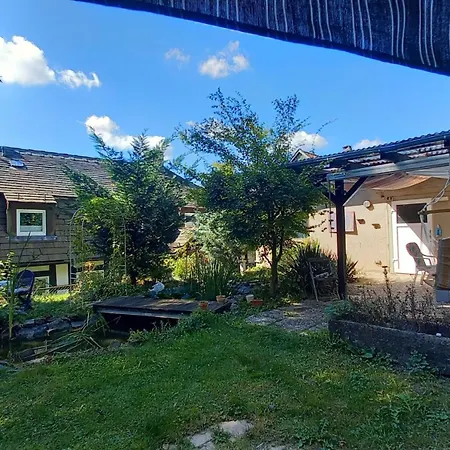 Auszeit Im Eibenhaus * 슈나이더슈발렌베르크