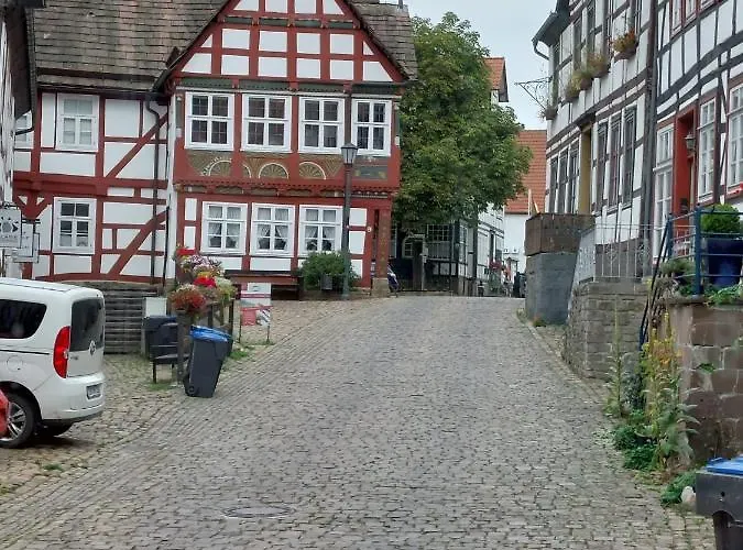 Auszeit Im Eibenhaus * 슈나이더슈발렌베르크