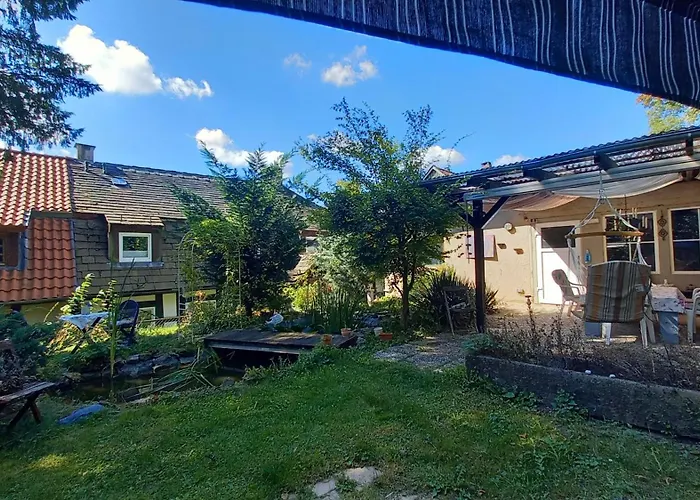 Auszeit Im Eibenhaus * 슈나이더슈발렌베르크